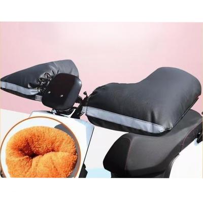 Couverture de guidon chaude d'hiver, batterie froide épaissie pour voiture et moto, disponible pour augmenter la couverture de guidon imperméable et coupe-vent