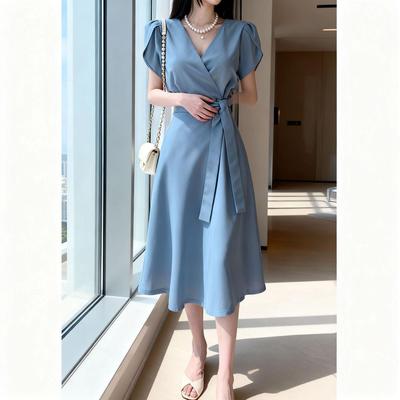 Korean Summer French-Style V-Neck Tie Waist Midi Dress with Bubble Sleeves