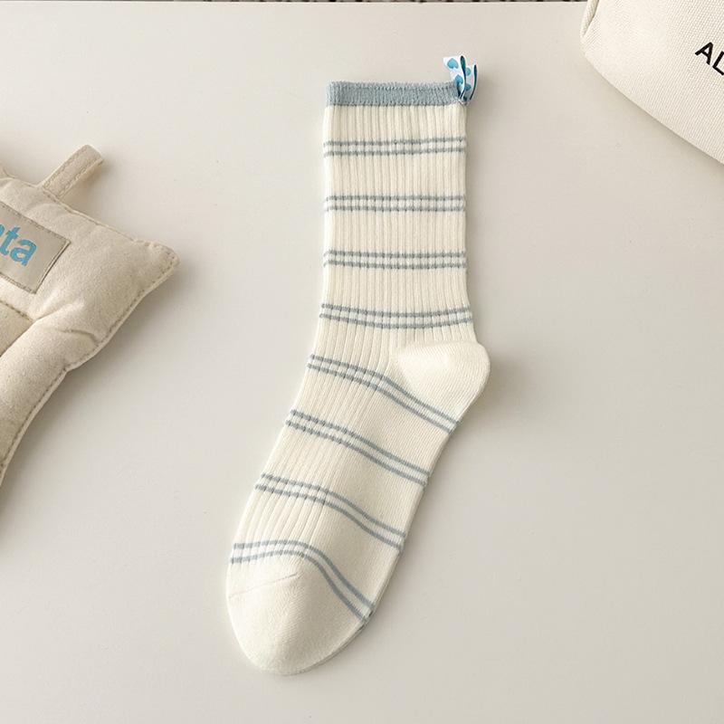 Spring And Autumn Cream Baby Blue Stripe Small Fresh Heel Love Cloth Label Double Needle Mid-Tube Socks Pile Socks For Women