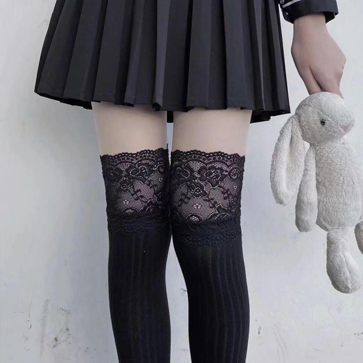 

Women’s Over-the-Knee Black & White Lace Lolita Socks One Size чорний