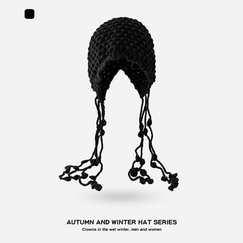 

Осенне-зимняя теплая шерстяная шапка ручной вязки с полым верхом для женщин в этническом стиле, с кисточками и защитой ушей, вязаная шапка для головы