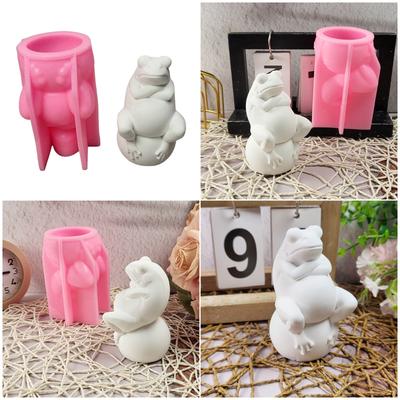 Lovely Animal Statue Silicone Molds Plasters Molds Epoxy Resin Molds 3D Frogs Candle Molds Ornament Molds Casting Molds