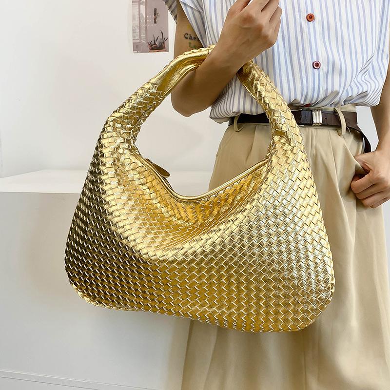 Simple Hand Woven Bag, Women's Fashionable Soft Leather Commuting Shoulder Bag, Versatile and Large Capacity