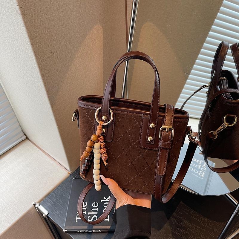 Retro Handbag Bag Women's New High-end Diamond Fashion Shoulder Bag Commuter Messenger Bucket Bag