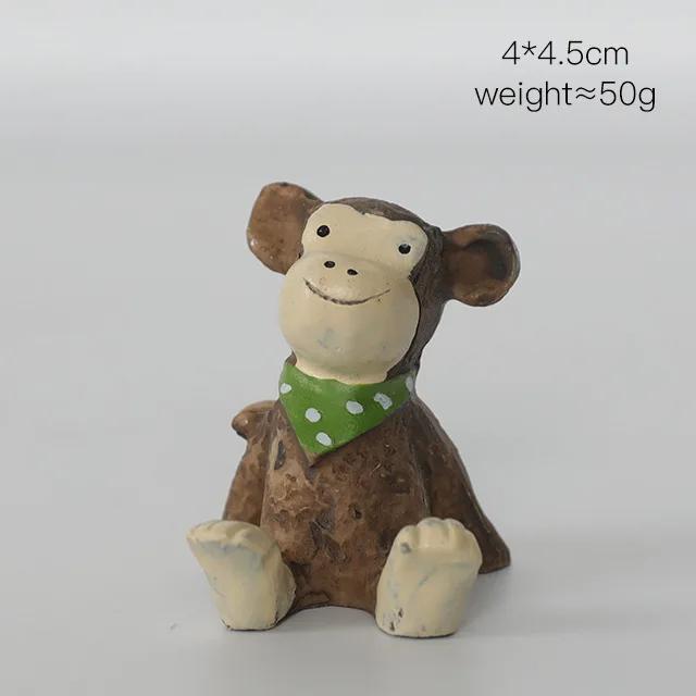 Small Miniatures & Figurines Ornaments Look Up To The Sky Mini Animals Micro Landscape Props Home Decor Resin Crafts Decoration