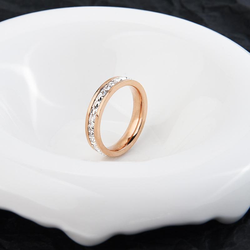 Korean Contemporary Style Titanium Steel Necklace With Elegant Dual Rings And Radiant Rhinestone Earrings For Everyday Wear