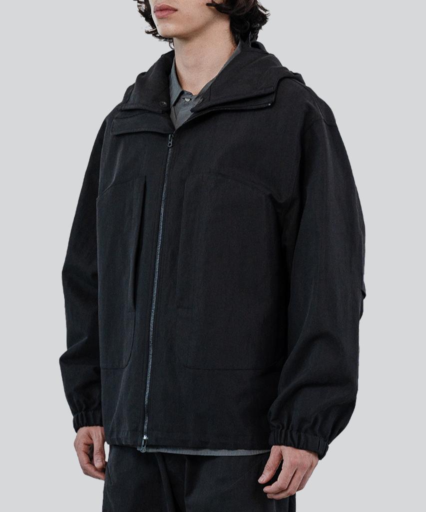 Woosuk Round Pocket Storm Jacket