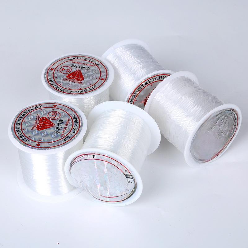 Handgenähter Stoffaufnäher, Knöpfe, DIY-Schmuckzubehör, Angelschnur mit Kristallperlen, transparentes Perlenmaterial.