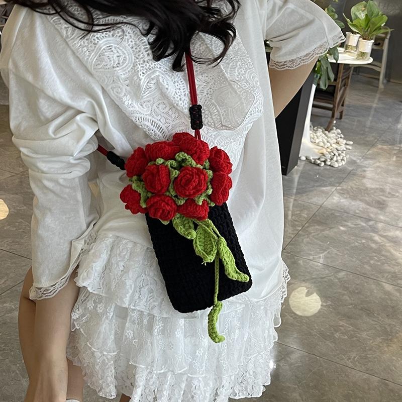 Niche Knitted Bag Women's New Flower Versatile Messenger Bag Fashionable Mini Mobile Phone Bag