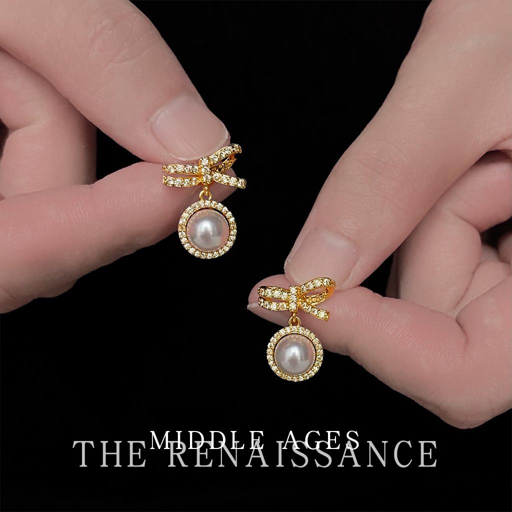 Geometric Round Zircon Bow Earrings French Light Luxury Elegant Stud Earrings Ear Jewelry