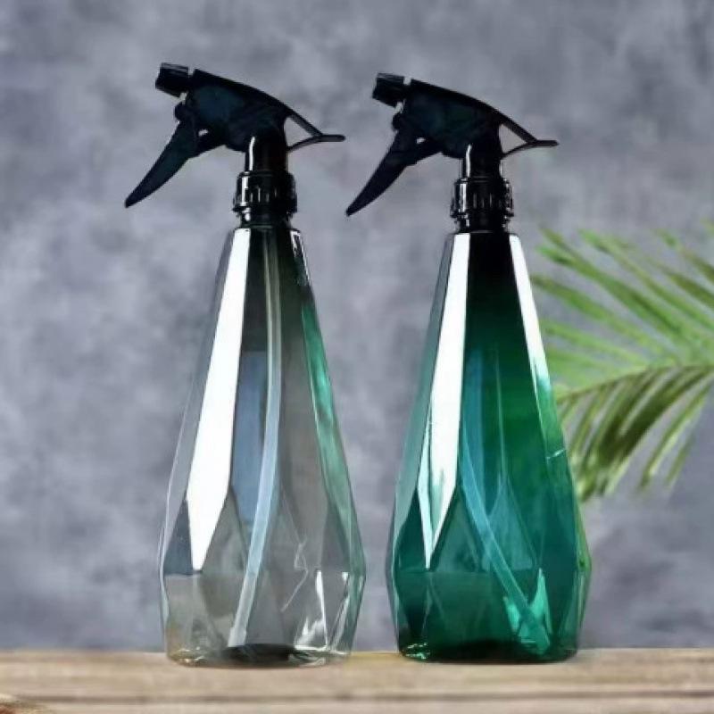 Wanghong Dual Mode Spray Bottle: Compact Diamond Design for Garden Watering, Flower Spraying, and Disinfection