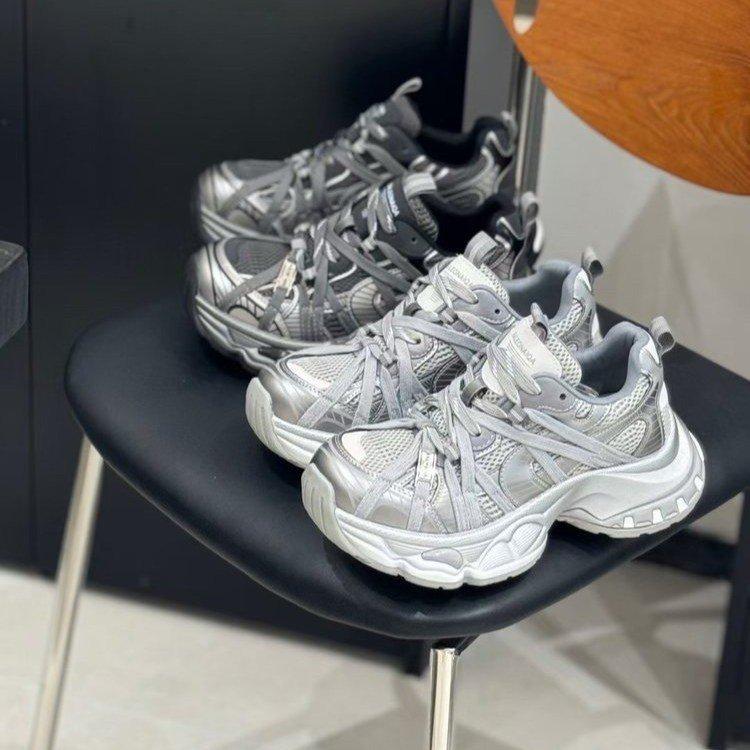 Atmungsaktives Mesh-Armband Retro Dad Schuhe Damen 2025 neue erhöhende Plateau-Sportschuhe vielseitige Lauf-Freizeitschuhe