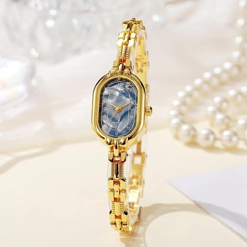 Retro Bracelet Watch for Women Oval Dial Quartz Wristwatch Gift Clock
