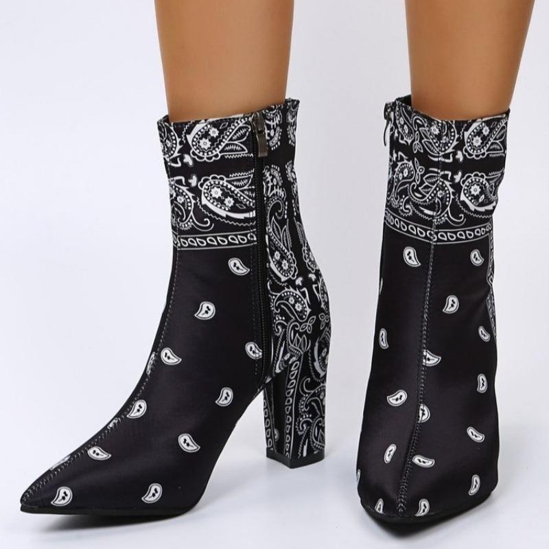 Fashion Spring and Autumn Single Boots Women Fashion Pointy Set Foot Back Zipper Match Color Anti-slip Wear-resistant Short Boots