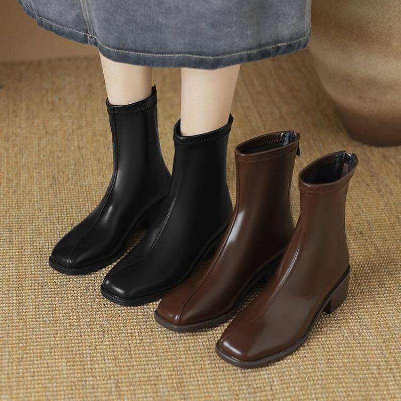 Korean version leather women's boots medium heel large size square head rear zipper knight boots women's autumn and winter solid color square 