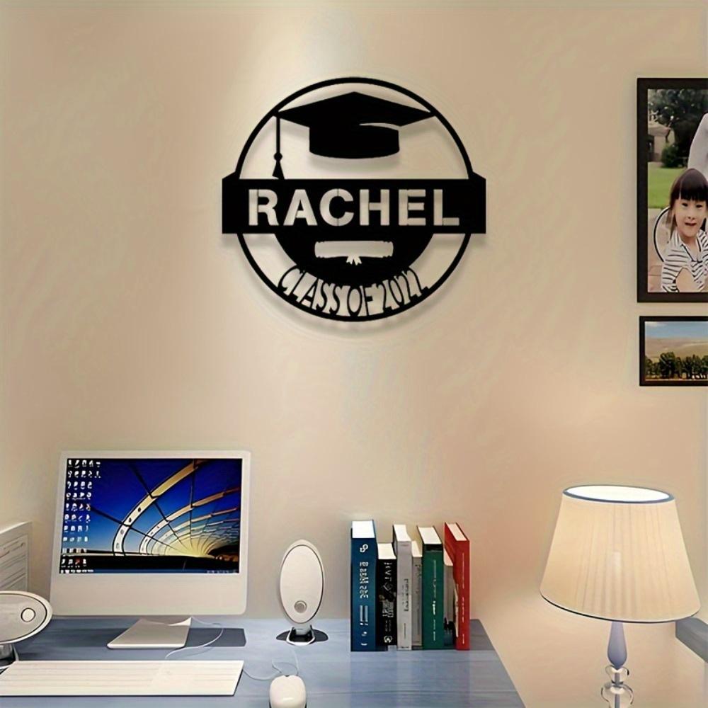 Retro Metal Wall Art Sign Personalized Home Decor Vintage Tin Poster Class of 2022 Graduation Gift Unique Yard Workshop Bedroom Decoration
