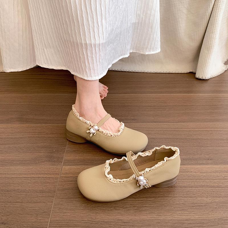 Fashion beige retro flat bottom shallow mouth single shoes women's summer 2025 new with skirt versatile soft sole Mary Jane shoes