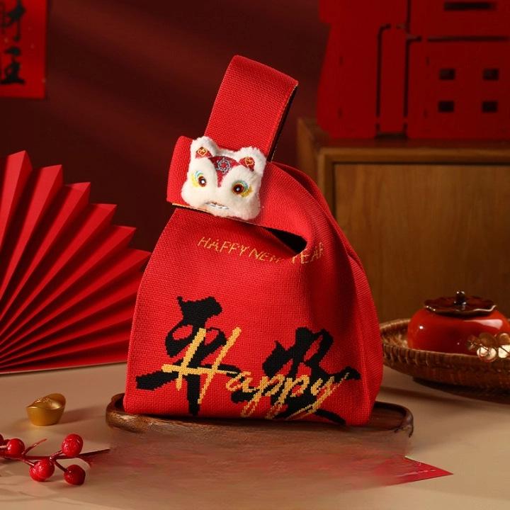 Подарочный пакет на Новый год 2024 большой вместимости: Вязаный сувенир и упаковка для ежегодного собрания