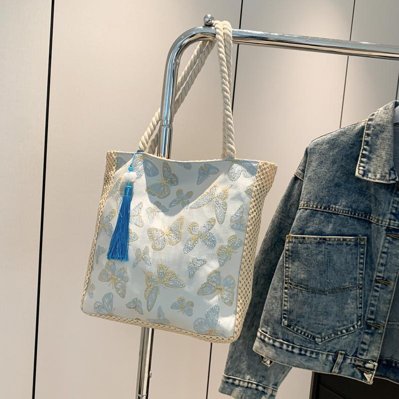 New Beautiful and Personalized Casual Commuting Tote Bag Simple Large Capacity Bag Women's Summer New Chinese Shoulder Bag