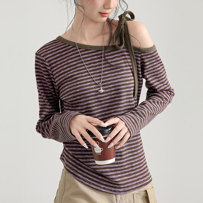 Retro striped diagonal neck long-sleeved T-shirt women s autumn new inner strap off-shoulder slim-fitting thin bottoming shirt top S