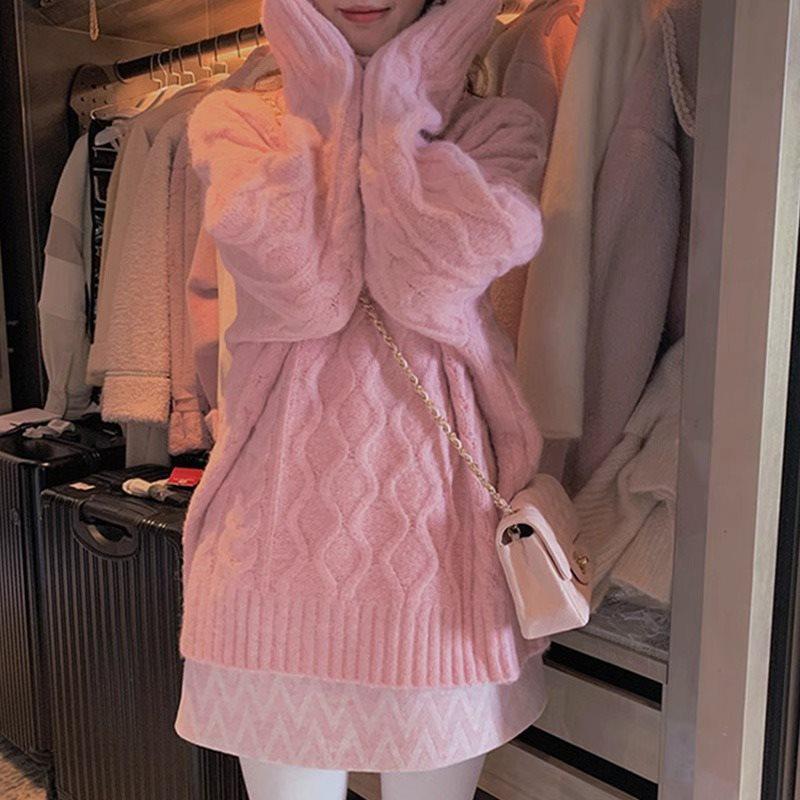 Women's Retro High-Neck Cable Knit Sweater - Loose Fit, Thickened for Autumn/Winter 2025