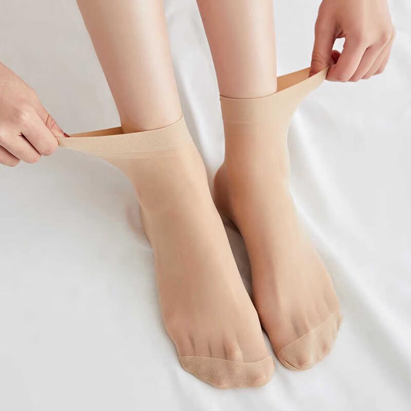 Gureide Summer Crystal Silk Ankle Socks