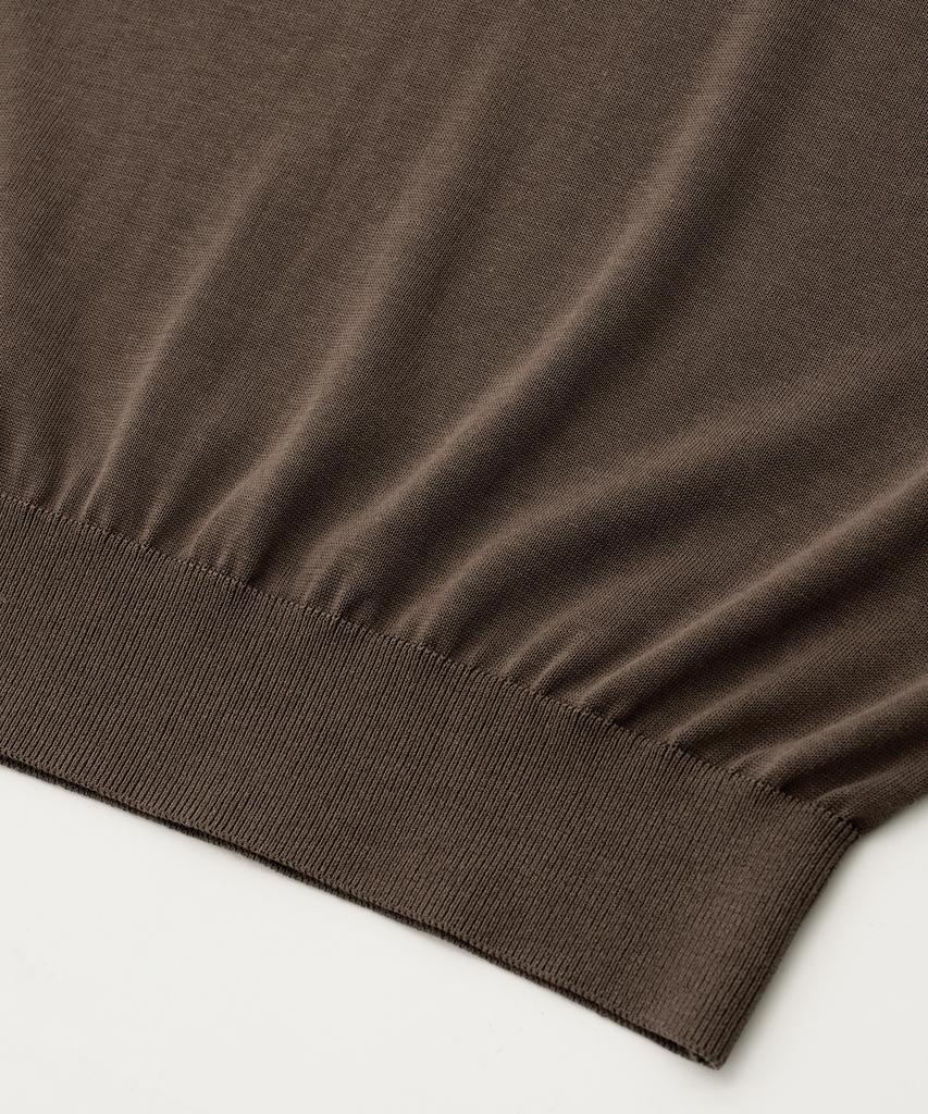 ANOTHER OFFICE Current Silk V-Neck Knit (Mild Brown)
