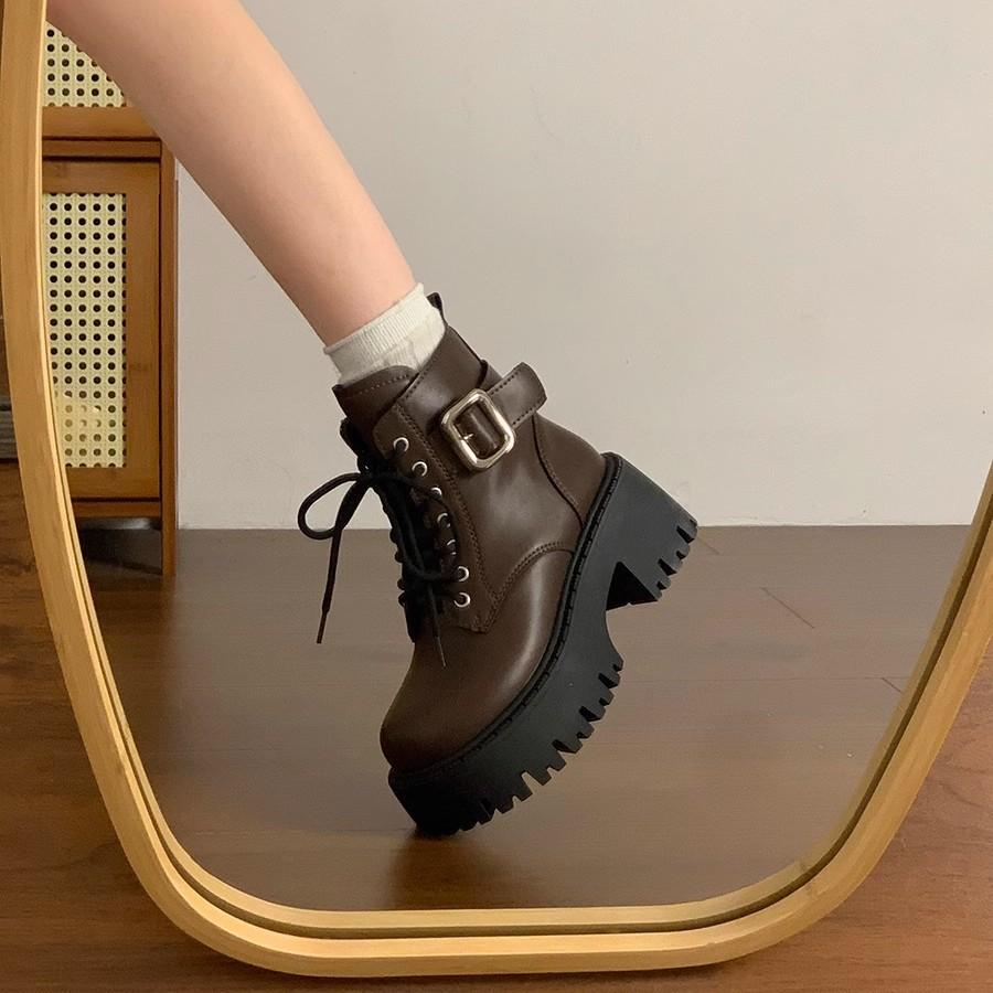 Thick-soled British Martin boots women's 2025 new autumn and winter small man height increase black lace-up short boots