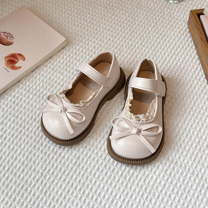 Girls' Versatile Slip-on Shoes with Anti-slip Sole for Outer Wear