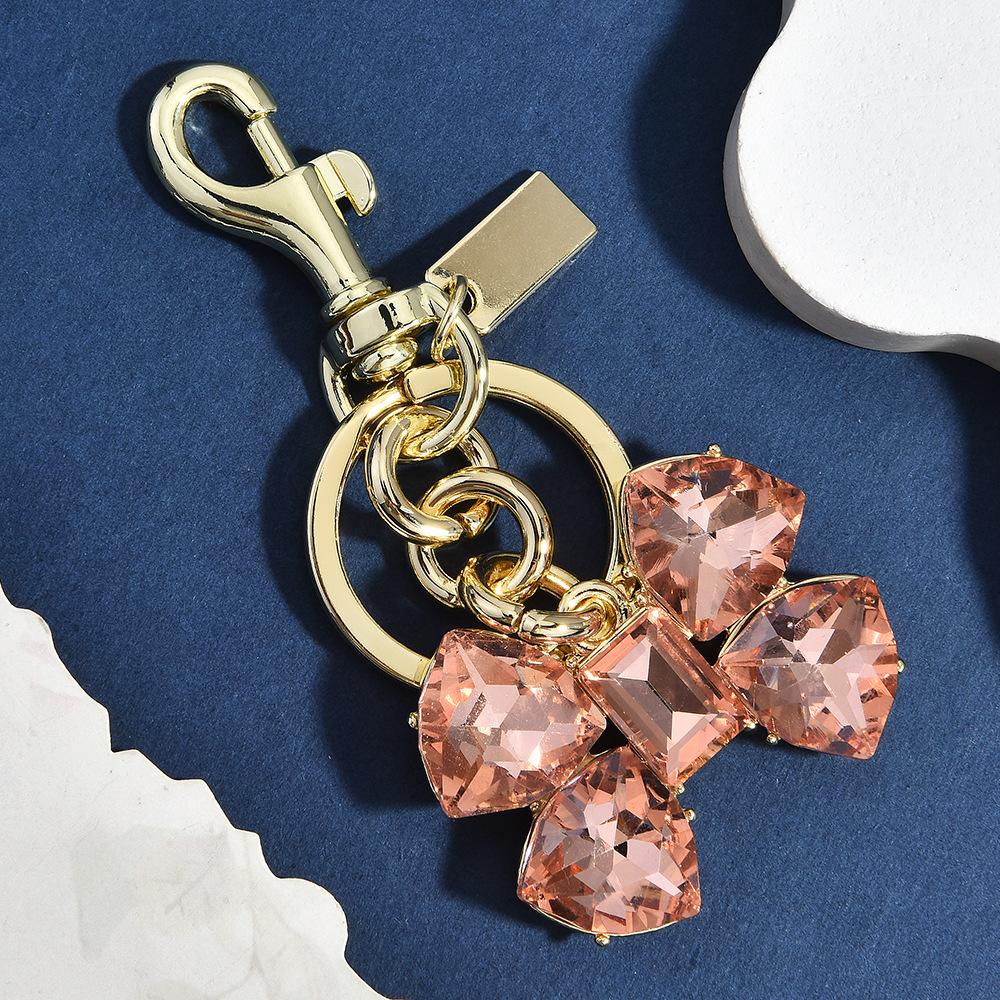 Light Luxury Crystal Flower Keychain Diamond-Encrusted Bag Pendant Femininity Accessories Fashion Jewelry Pendant