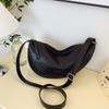 Summer simple commuter messenger bag women's new casual versatile fashion shoulder dumpling bag