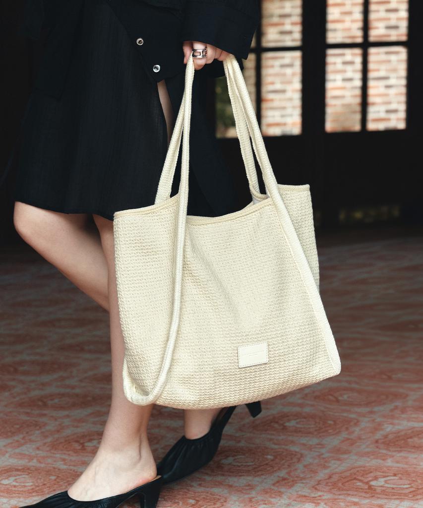 Siyazu Siac3073 Crochet Bag_Cream