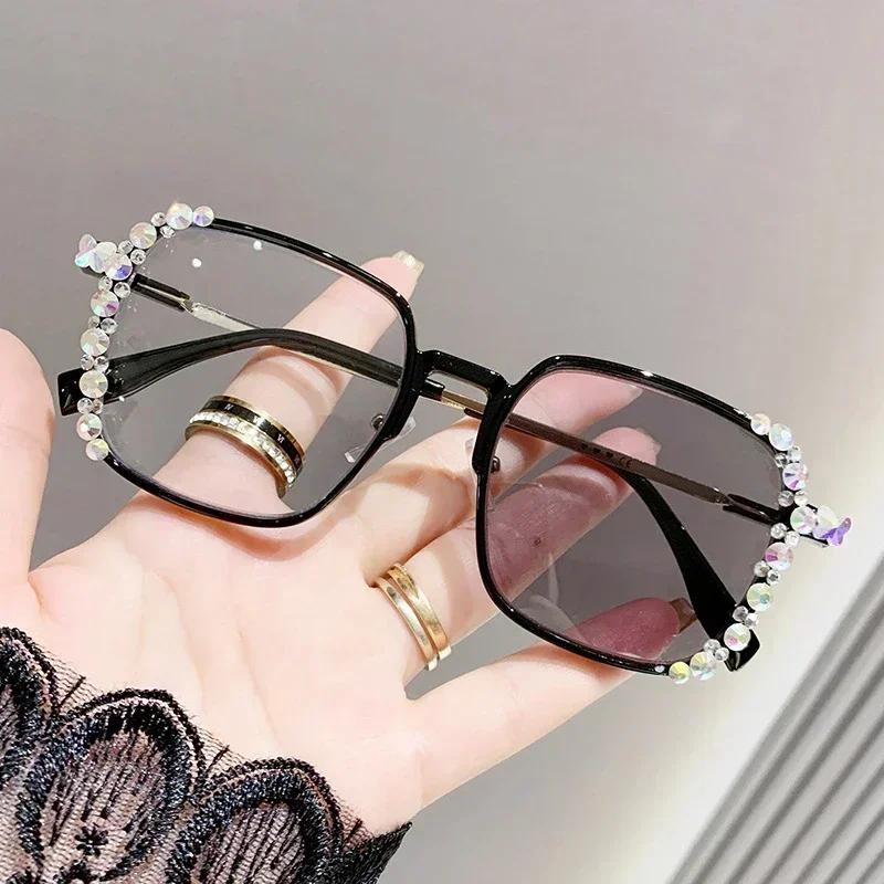 Trendy Luxury Diamond Style Photochromic Myopia Glasses Anti Blue Light Women'S Ultra Light Large Frame Style Diopter To -4.0