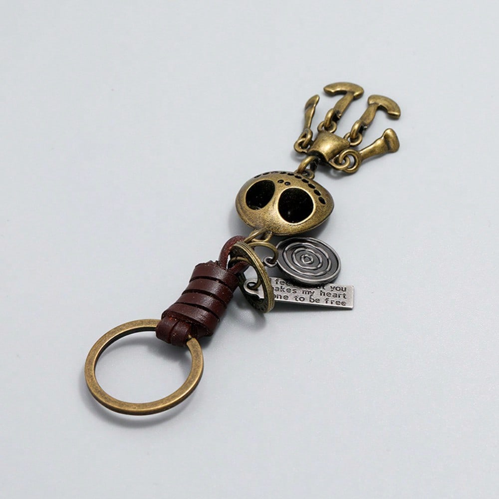 European and American Retro Jewelry Skull Skeleton Pendant Keychain Personalized Weaving Creative Keychain