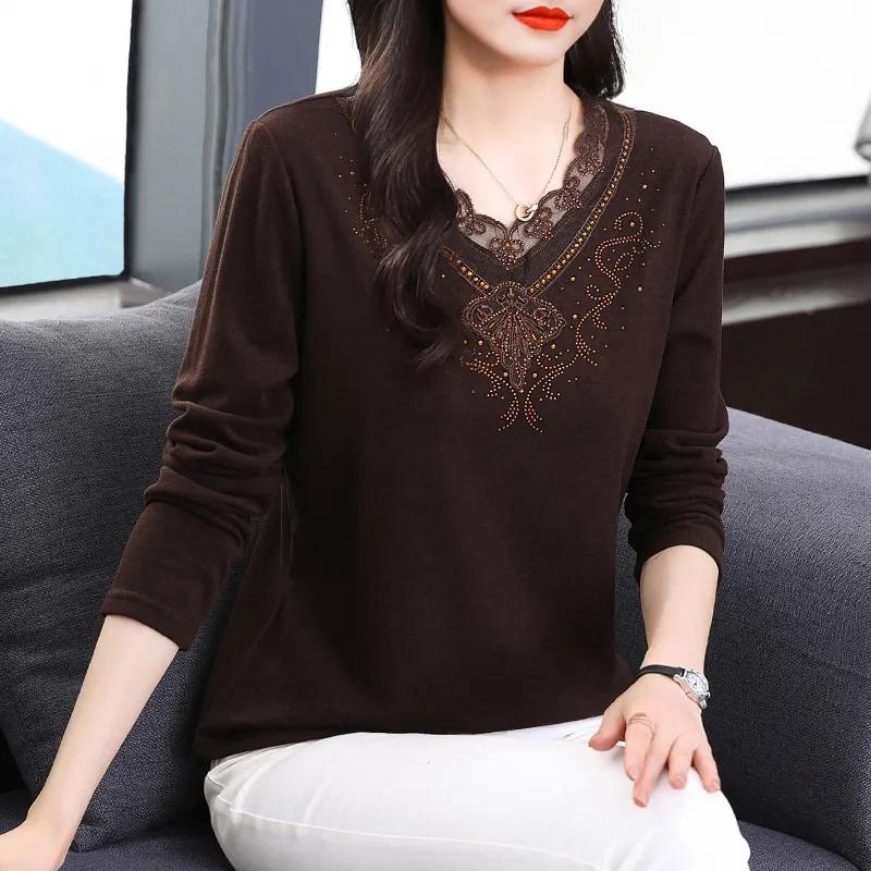 Long-sleeved T-shirt Women's Spring Autumn and Winter Lace Mother V-neck Blouse Large Size Inner Bottoming Shirt
