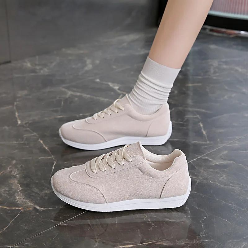 Women's Running Shoes Lightweight Flat Bottom Shock-absorbing Casual Sports Sneakers Plus Size 43 Suede Student Shoes