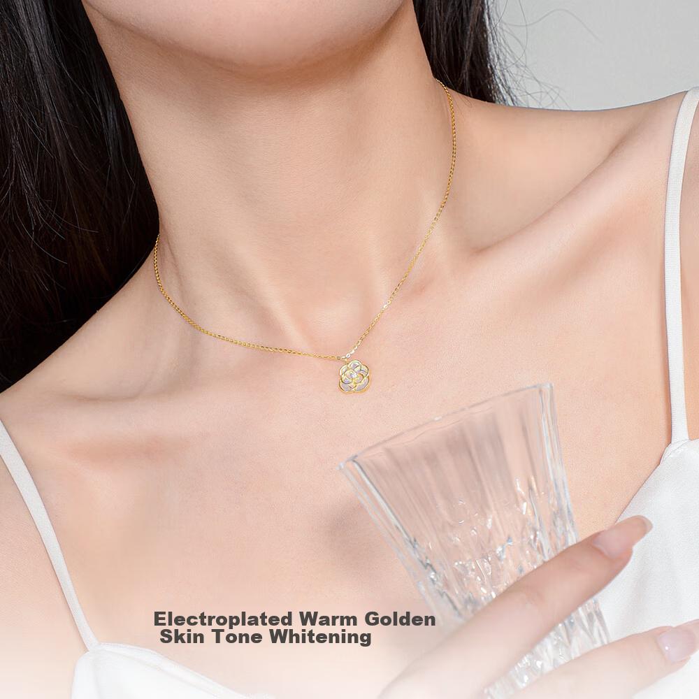 CHOW TAI SENG Camellia Shell Necklace, Chain Necklace