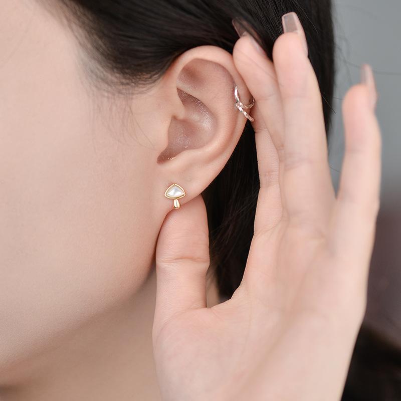 Mushroom Earrings Small and Exquisite Light Luxury High-end Niche Design Earrings for Women