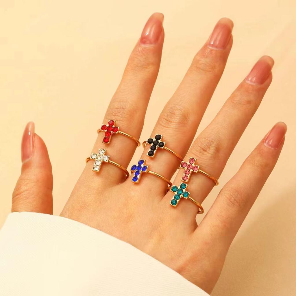 Einfacher Kreuz Strassring für Damen Verstellbar Galvanisiert Klassisch Beliebt Modeschmuck Großhandel