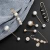 Women Fashion Creative Luxury Pearl Brooches Pins Elegant Rhinestone Snowflakes Flower Accessories Wedding Party Head Decoration