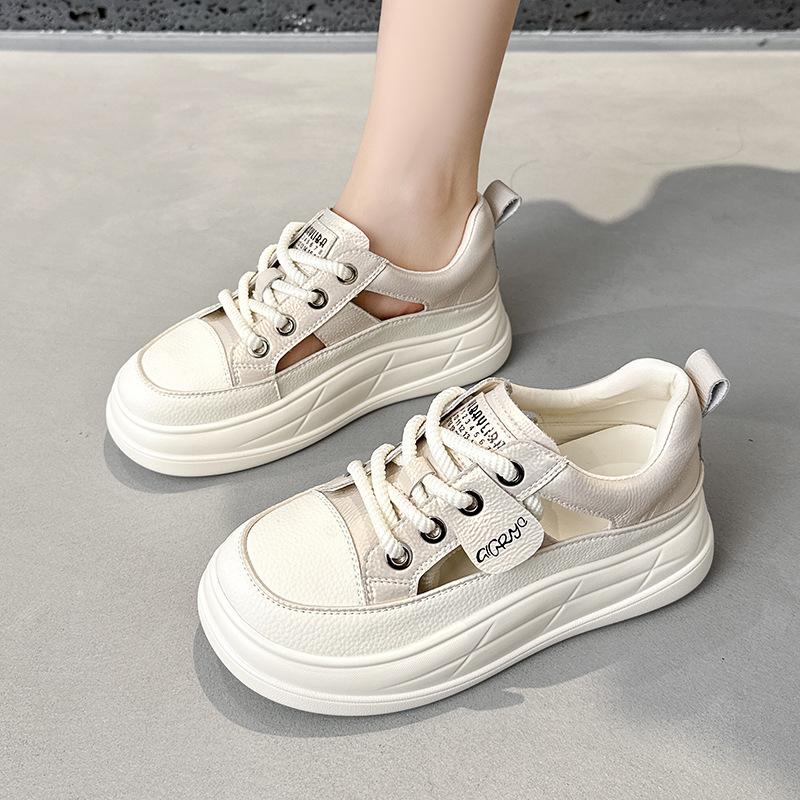 Sandalen Damen Sommer neu Innenhöhenerhöhung hohl Damenschuhe vielseitig Leder kleine weiße Schuhe großer Kopf hässlich süße Sportschuhe