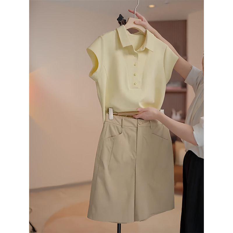 2026 Women's Chic Polo Collar Set: Stylish Solid Color Short Sleeve T-shirt for Summer Commutes
