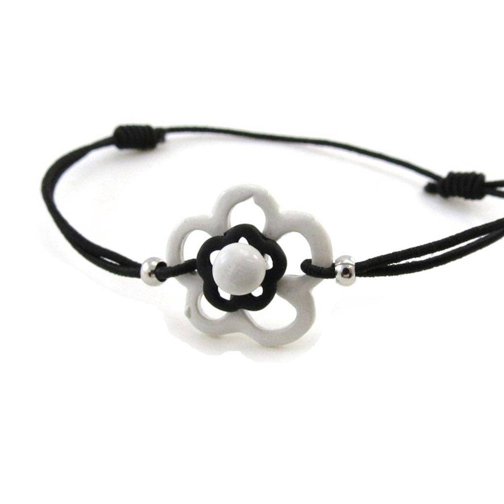 NOA [I9954] - Černošedý designový náramek „Marguerite“