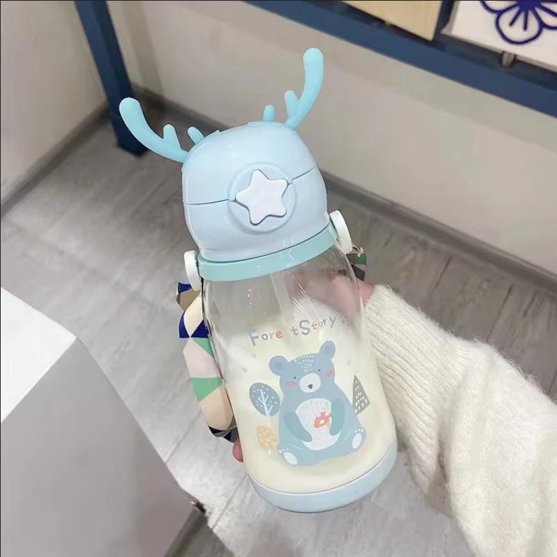 580MLCute Cartoon Water Bottle Flip Top Portable Straw Water Cup With Strap For Outdoor Sports Fitness Camping Kids Gifts