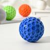 Hundespielzeug Haustier Ball mit Geräusch Wabenform Zähne Reinigen Quetschball Interaktives Spielzeug Welpe Weichgummi