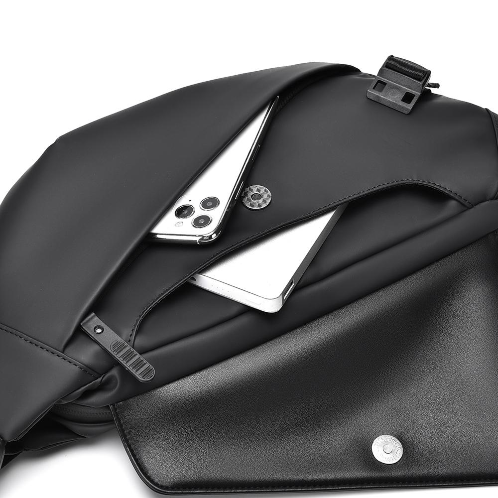 Lightweight Men's Bag Outdoor Travel Crossbody Bag