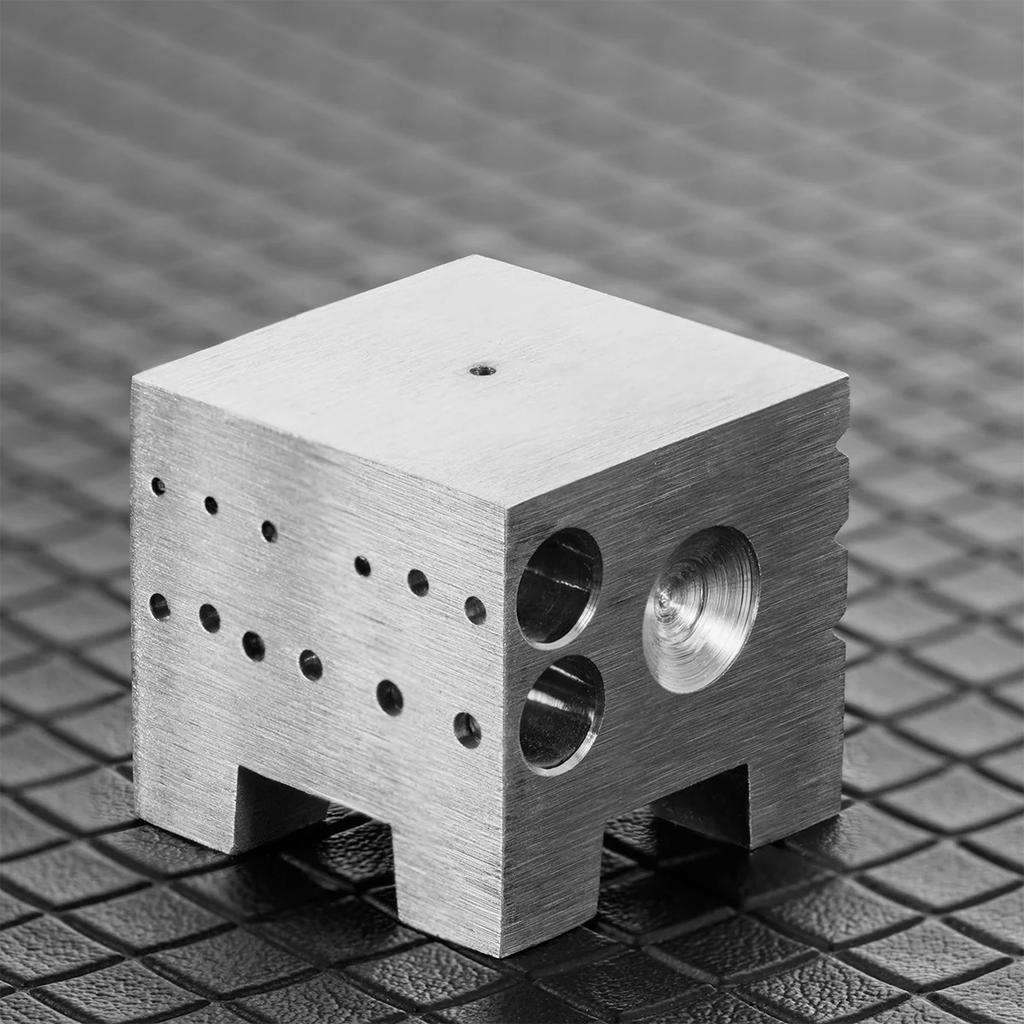 30Hole Watchband Nail Beat Anvil Square Watch Jewelry Repair Tool Metal Riveting Drilling Stake Base For Watchamkers Repair Tool