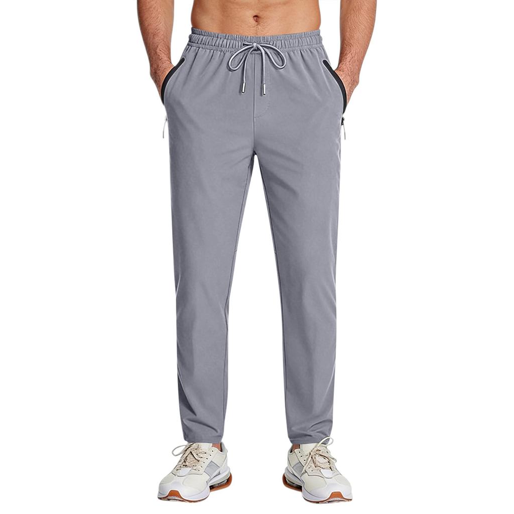 Sportliche locker sitzende Herren-Hose mit Kordelzug und elastischem Bund
