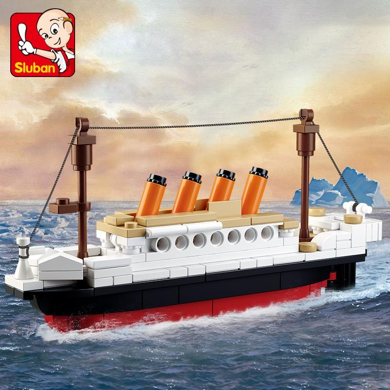 194PCS Building Blocks Educational Kids Toy Titanic Ship