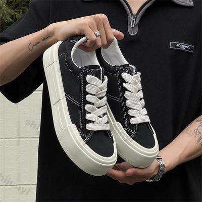 Modische Herren Plateau-Sneaker 2025 Frühling Herbst Neue Mode Kreuzgebunden Rutschfeste Canvas-Schuhe Bequem für Draußen Größensteigernde Flache Schuhe